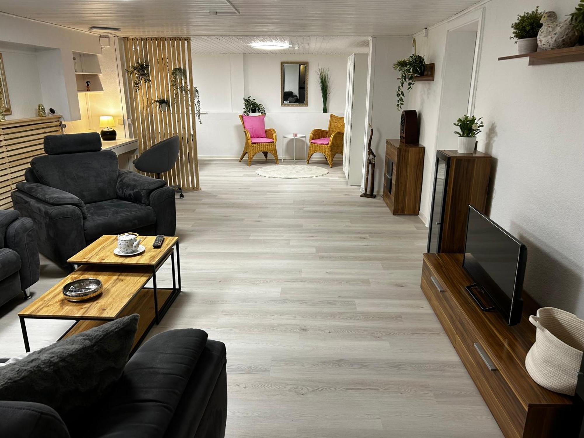Guidos Place Souterrain Apartment Weissenthurm Extérieur photo